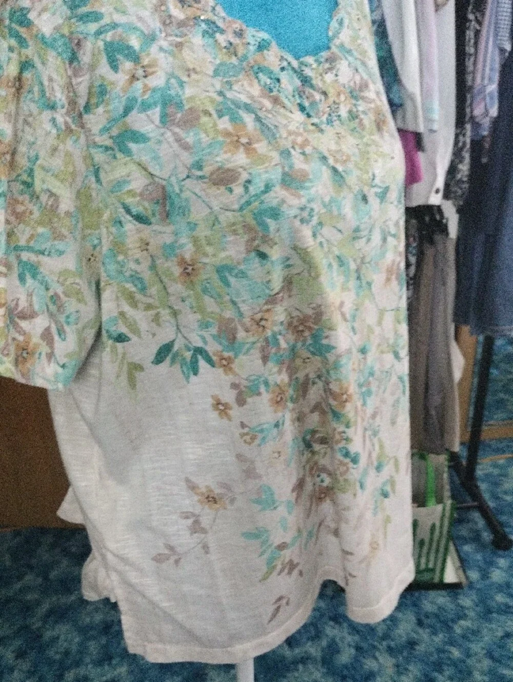 Alfred Dunner Cream Floral Lace-Trim Top with Teal & Tan Leaves